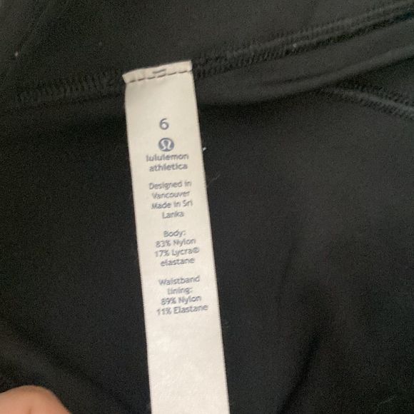 LULULEMON Final Lap Crop 23β Like New Black Nulux Leggings Fast & Free Sz 6 VEUC - Picture 8 of 15